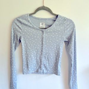 Gap long sleeve hanley top.